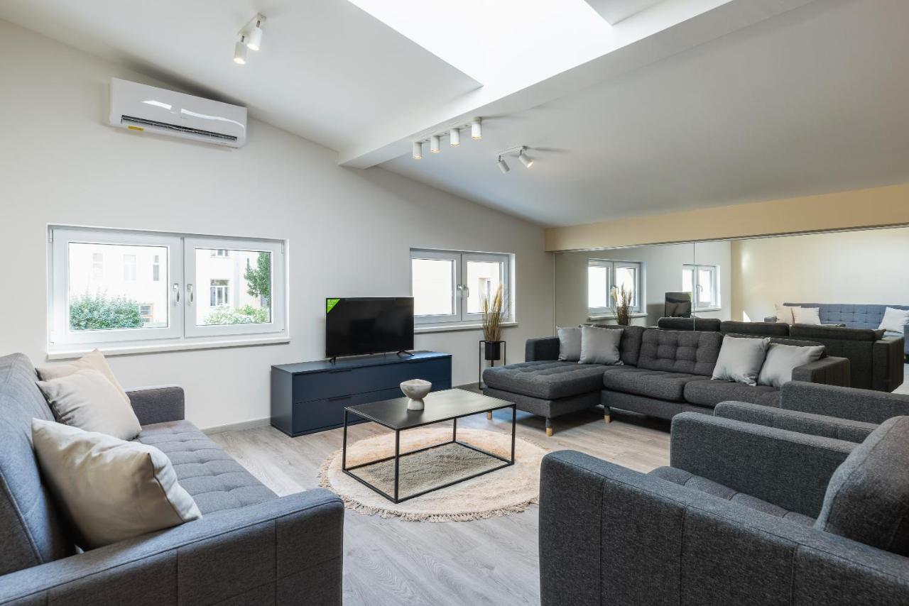Open Space With Free Parking - Leopoldstadt Apartment Wien